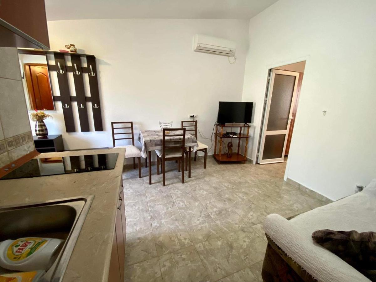 Apartament Apartman Slavica Kotor Zewnętrze zdjęcie